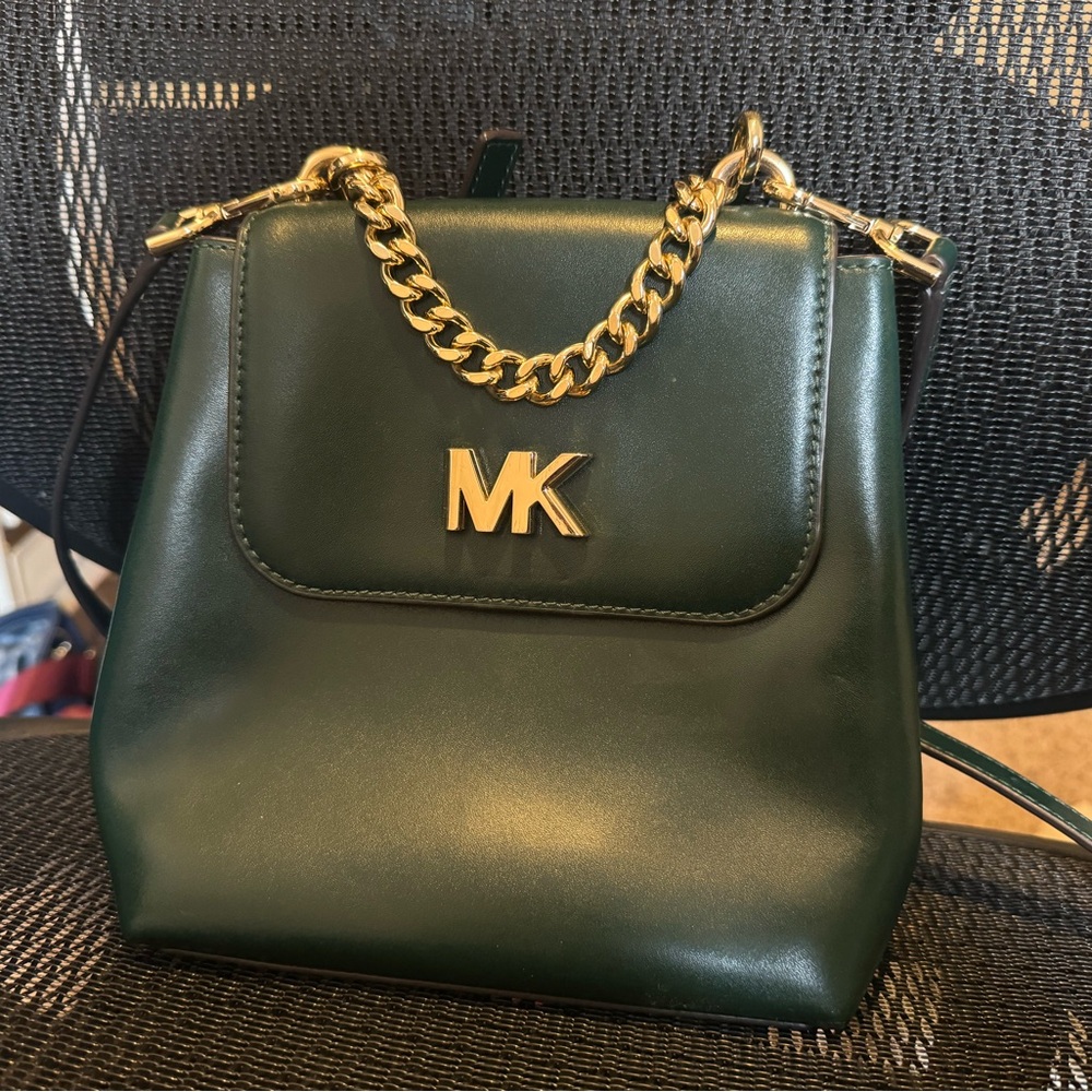 Michael Kors Green leather shoulder bag, backpack